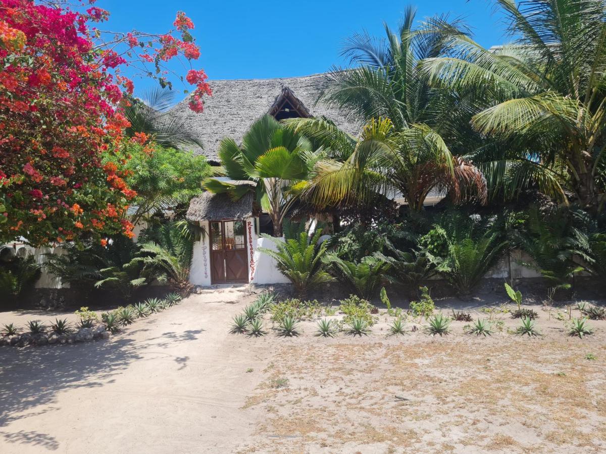גאמביאני Beachfront Villa Ladha Ya Zanzibar מראה חיצוני תמונה