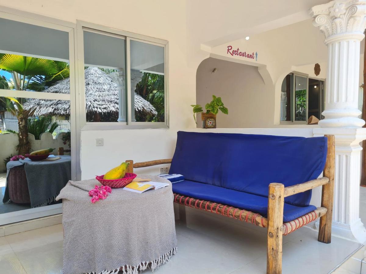 גאמביאני Beachfront Villa Ladha Ya Zanzibar מראה חיצוני תמונה