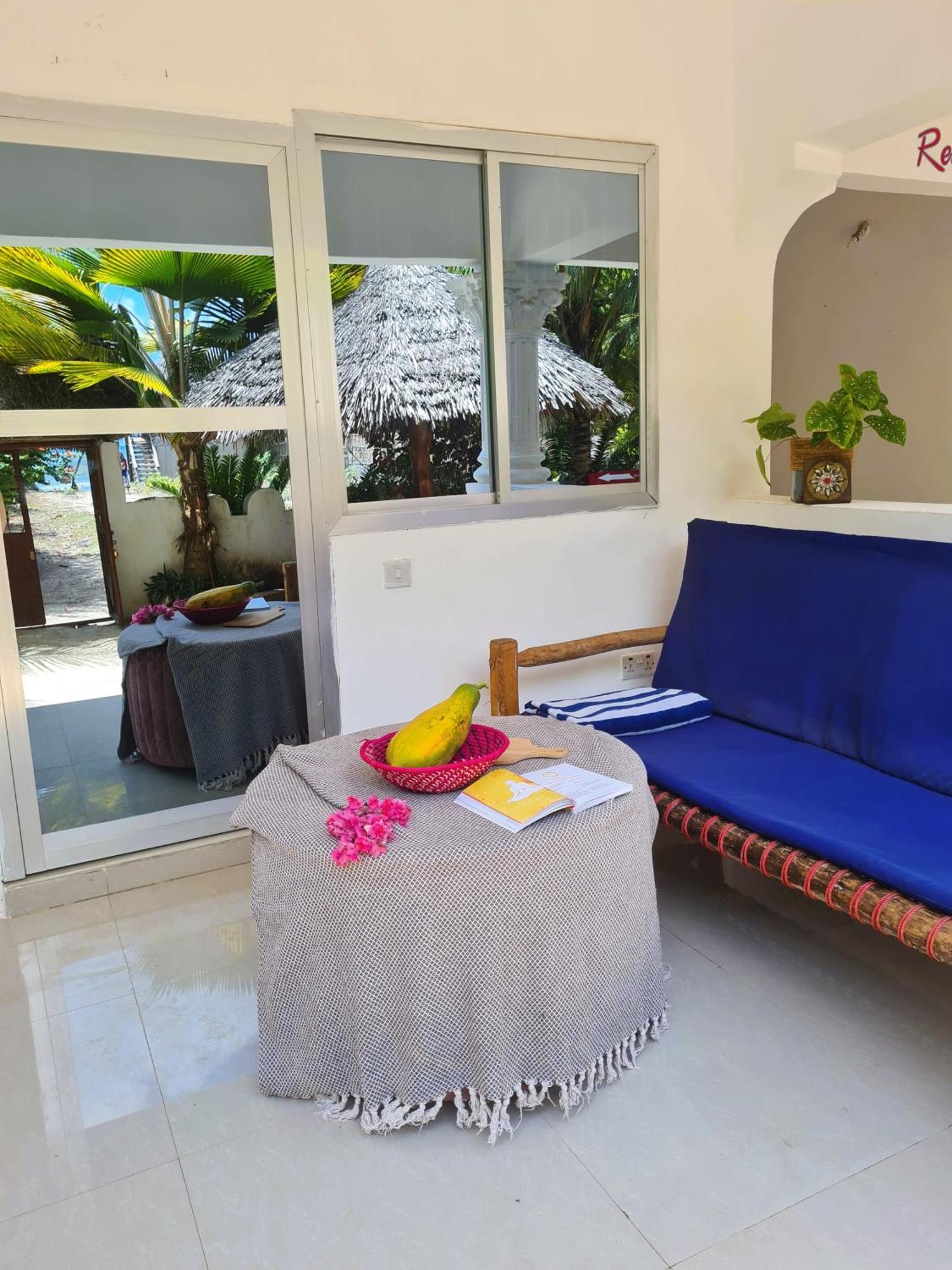 גאמביאני Beachfront Villa Ladha Ya Zanzibar מראה חיצוני תמונה