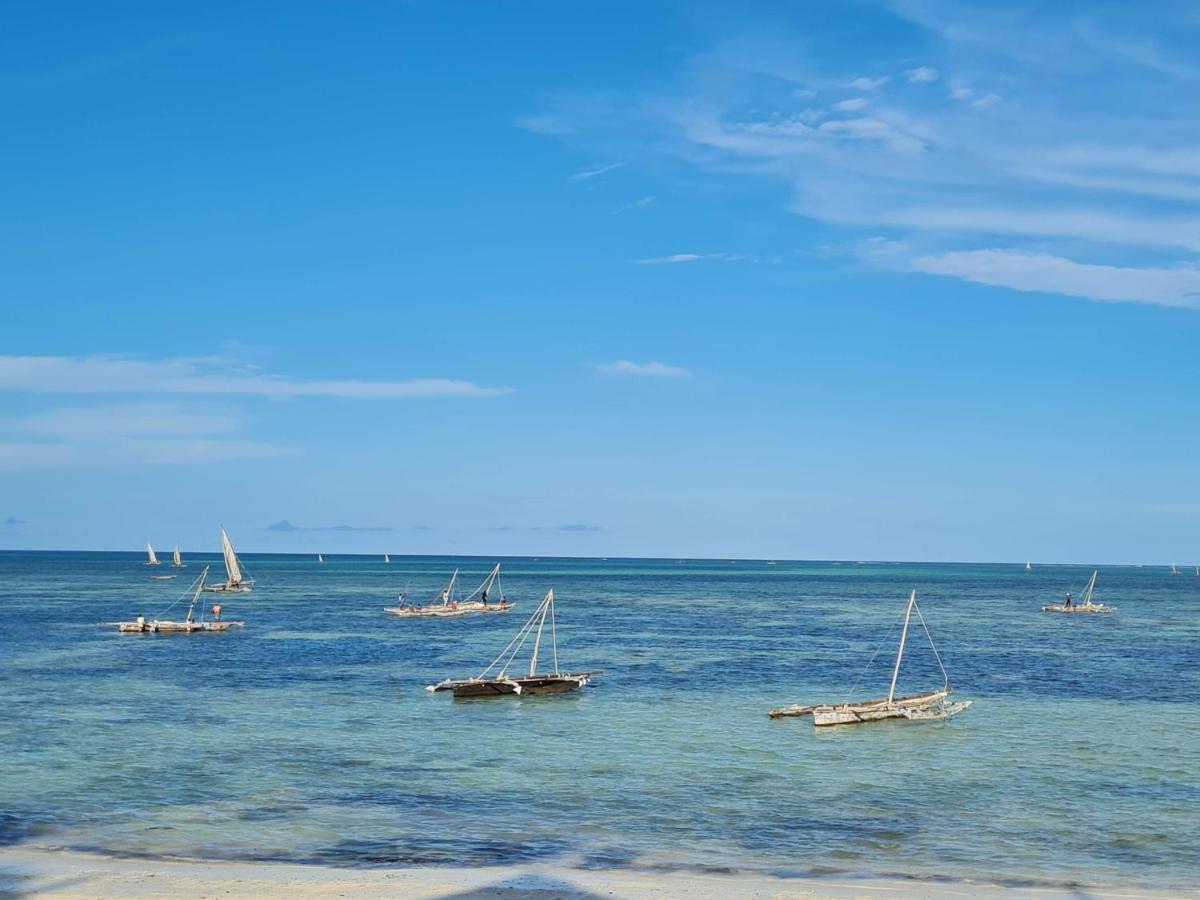 גאמביאני Beachfront Villa Ladha Ya Zanzibar מראה חיצוני תמונה