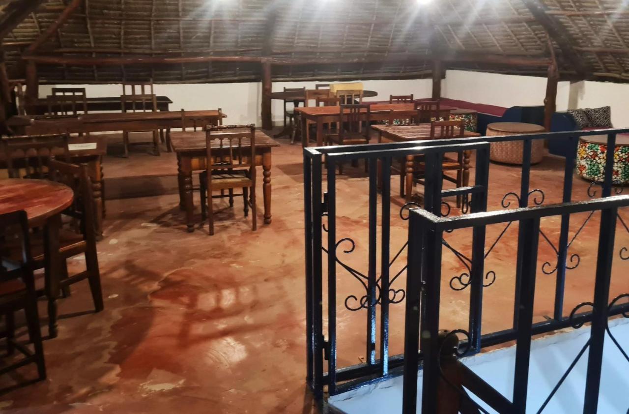 גאמביאני Beachfront Villa Ladha Ya Zanzibar מראה חיצוני תמונה