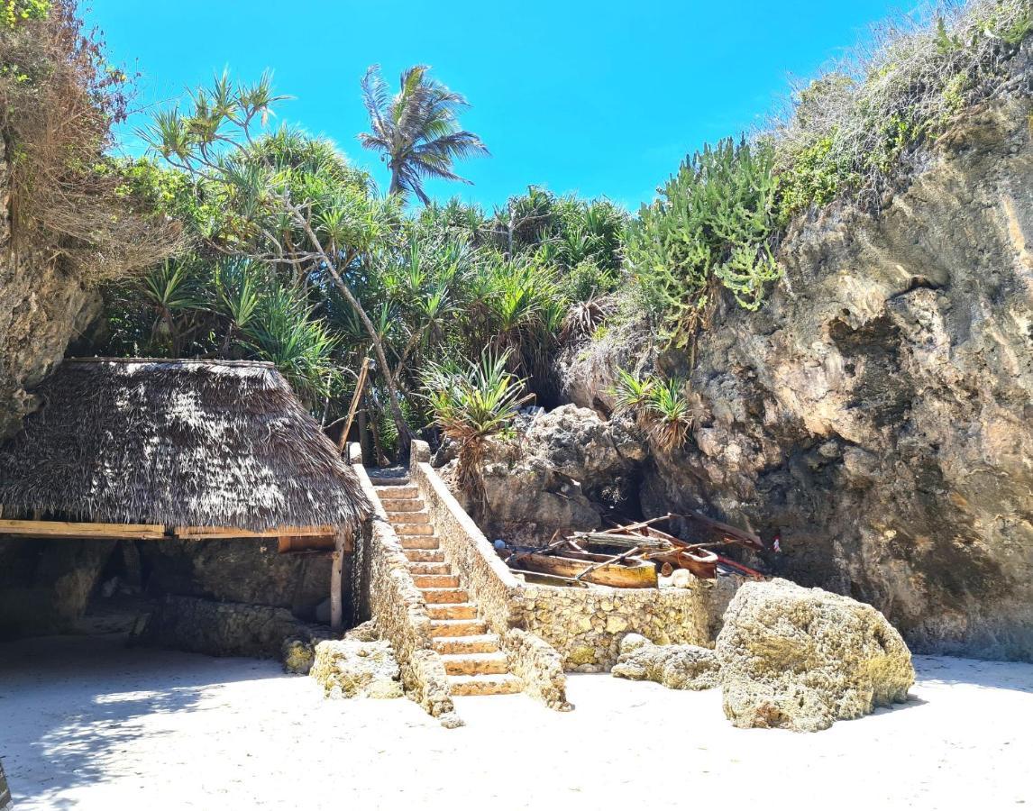 גאמביאני Beachfront Villa Ladha Ya Zanzibar מראה חיצוני תמונה